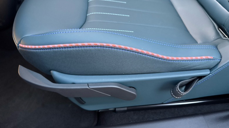 MINI Aceman 160kW SE Classic 54kWh 5dr Auto Electric Hatchback